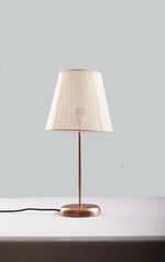 Load image into Gallery viewer, Tavolo rose gold table lamp - Beige