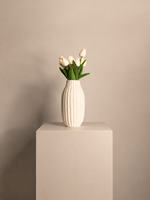 Load image into Gallery viewer, Bella Vase - off white