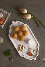 Load image into Gallery viewer, Calacatta jaypore marble tray