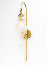 Load image into Gallery viewer, Jamila wall lamp