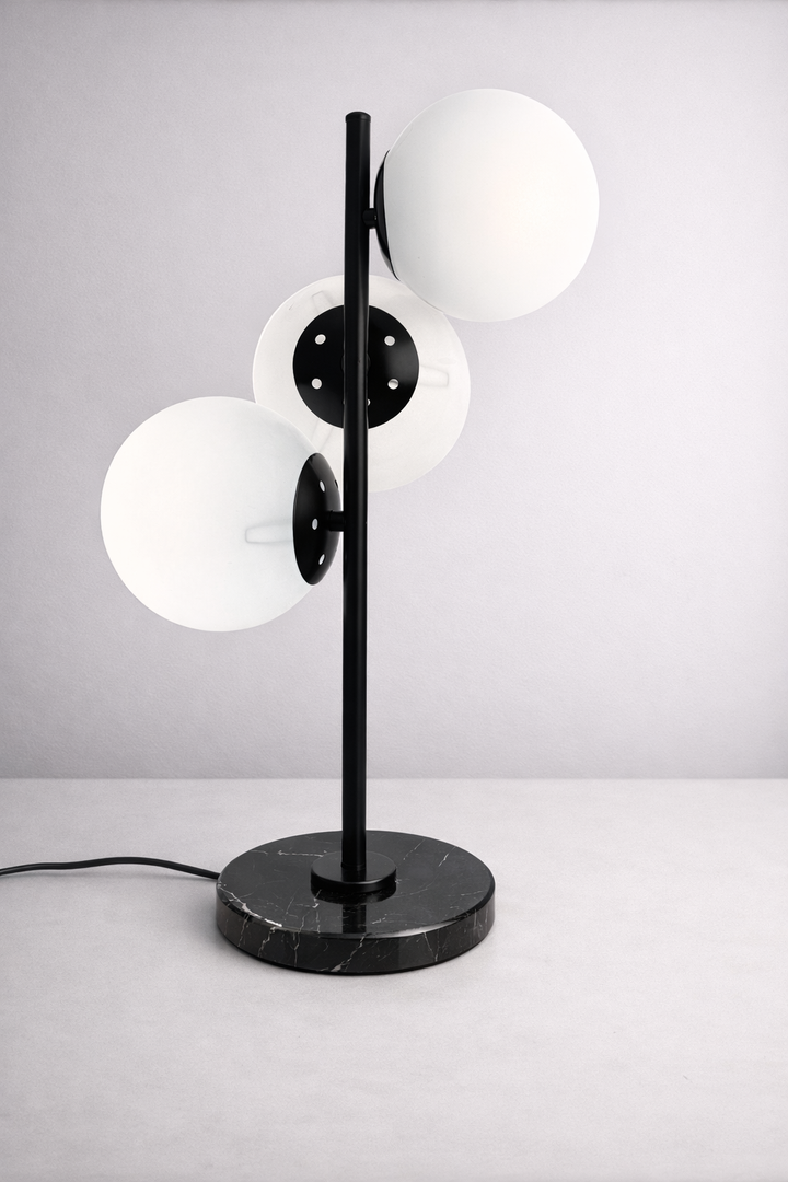 Black Globo di vetro table lamp - 3 globes