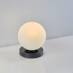 Load image into Gallery viewer, Black Globo di vetro table lamp
