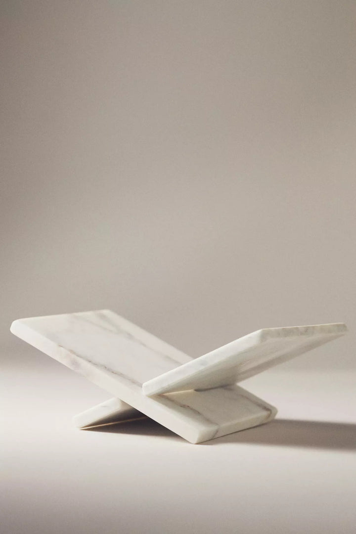 Cararra marble book holder