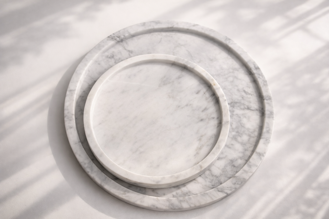 Carrara marble tray set (30 cm & 20 cm)