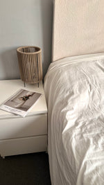 Load image into Gallery viewer, ROA table lamp - light brown