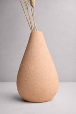 Load image into Gallery viewer, Helio pink Vase ( includes dried stems)